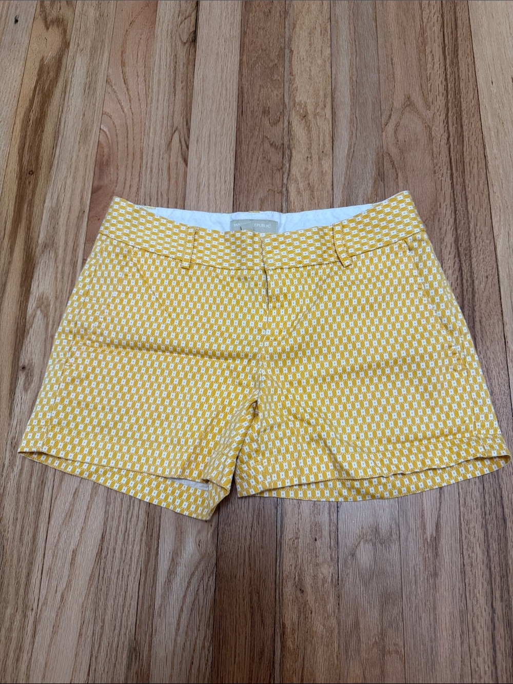 Women's Banana Republic Martin Fit Shorts Size 0